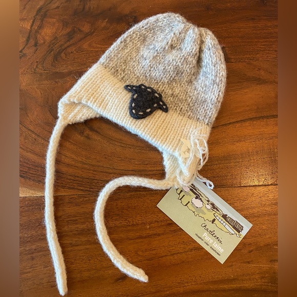 Charlevoix Pure Laine Baby Hat (Pure Wool, Handmade) - Picture 1 of 2